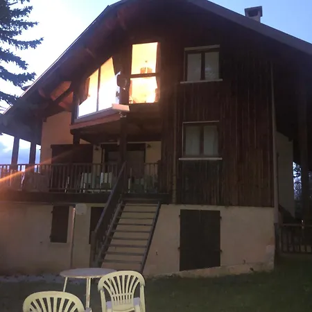 דירה De Montagne, Charme Et Calme Au Pied Des Pistes Enchastrayes